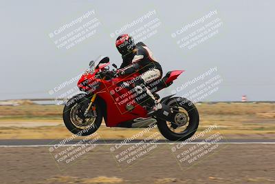 media/Jul-23-2023-TrackDaz (Sun) [[5bdcf0335d]]/Group A/Wheelie Bump (2pm)/